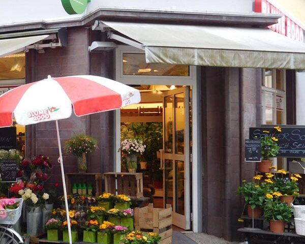 BLUME 2000
