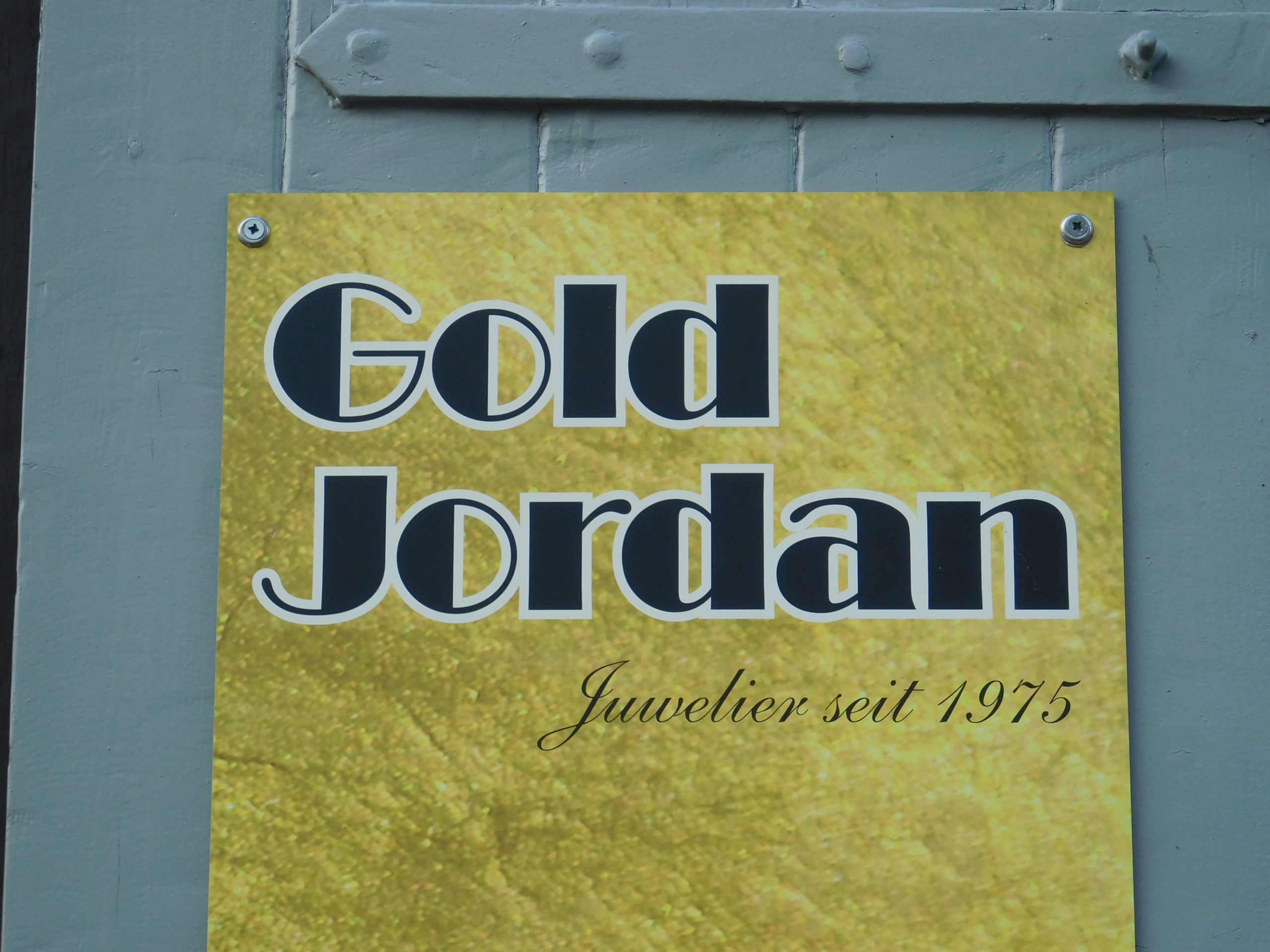 Gold Jordan